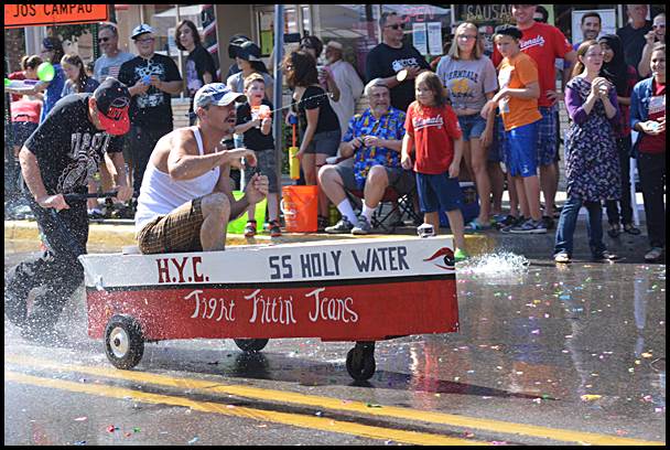Summer is quickly coming to a close, and there is no better way to celebrate our last few weeks of warm weather than by attending next weekend’s annual Hamtramck Labor Day Festival. The weekend offers a variety of activities, including a “canoe” race on Monday at noon.